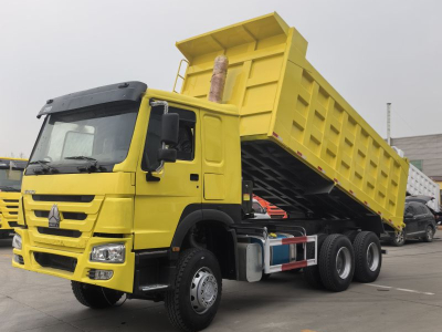 รถบรรทุกดัมพ์ซิโนทรัค