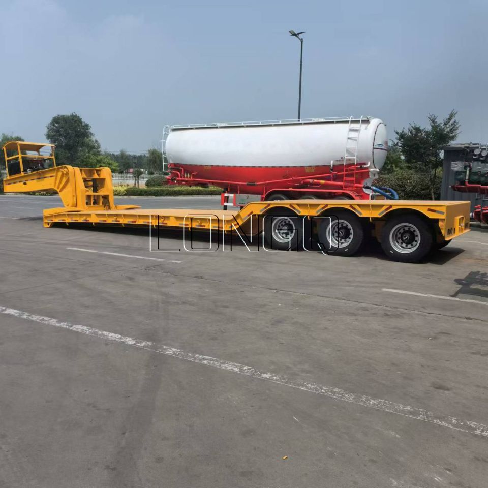 Гидравлический съемный низкорамный полуприцеп Gooseneck Гидравлический съемный низкорамный полуприцеп Gooseneck