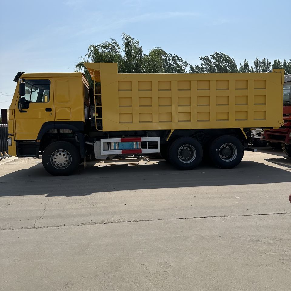 Camion-benne Sinotruk Howo 6x4 Camion-benne Sinotruk Howo 6x4