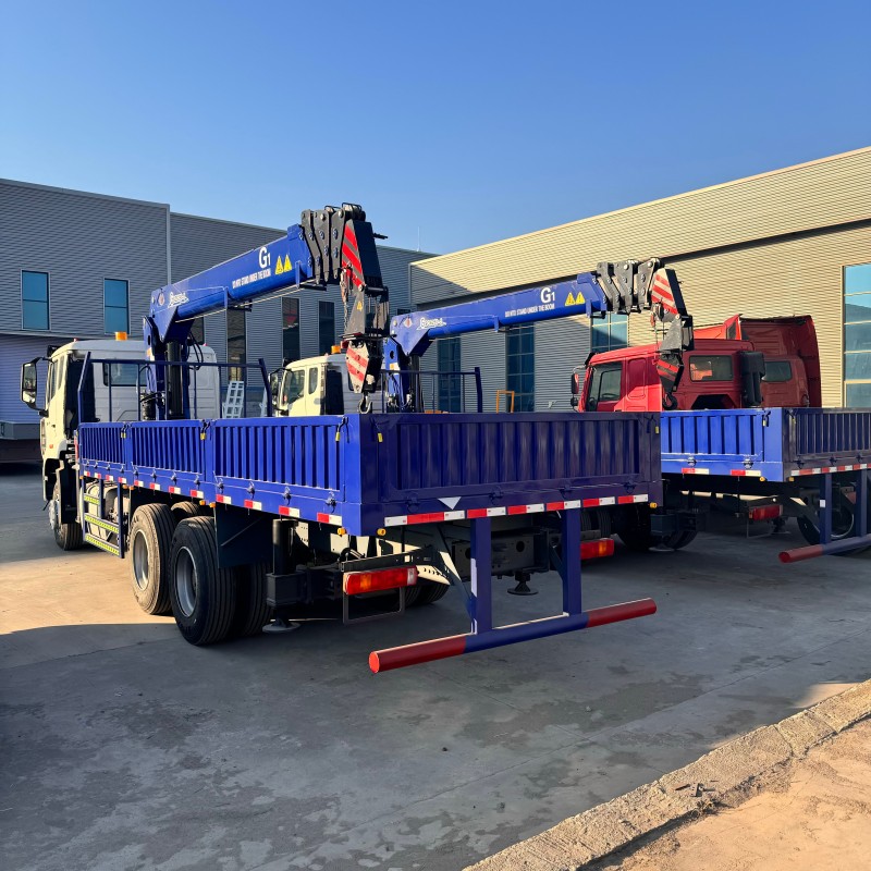 Grúa montada en camión Grúa montada en camión