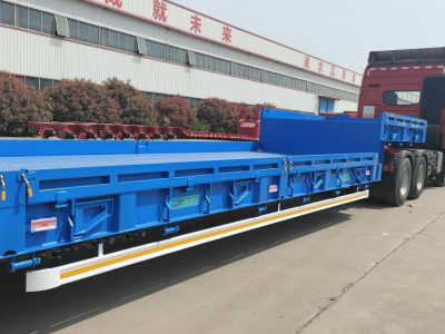 Low Flatbed Semi-Trailer