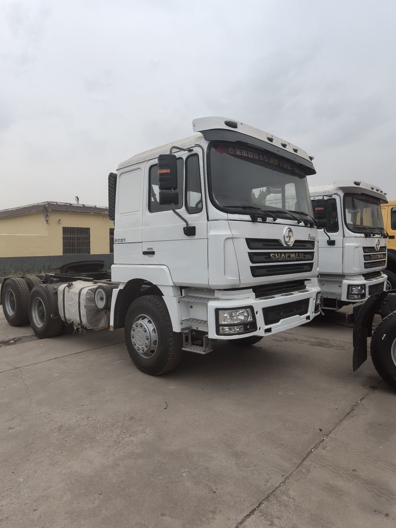Тягач Shacman F3000 по низкой цене Тягач Shacman F3000 по низкой цене