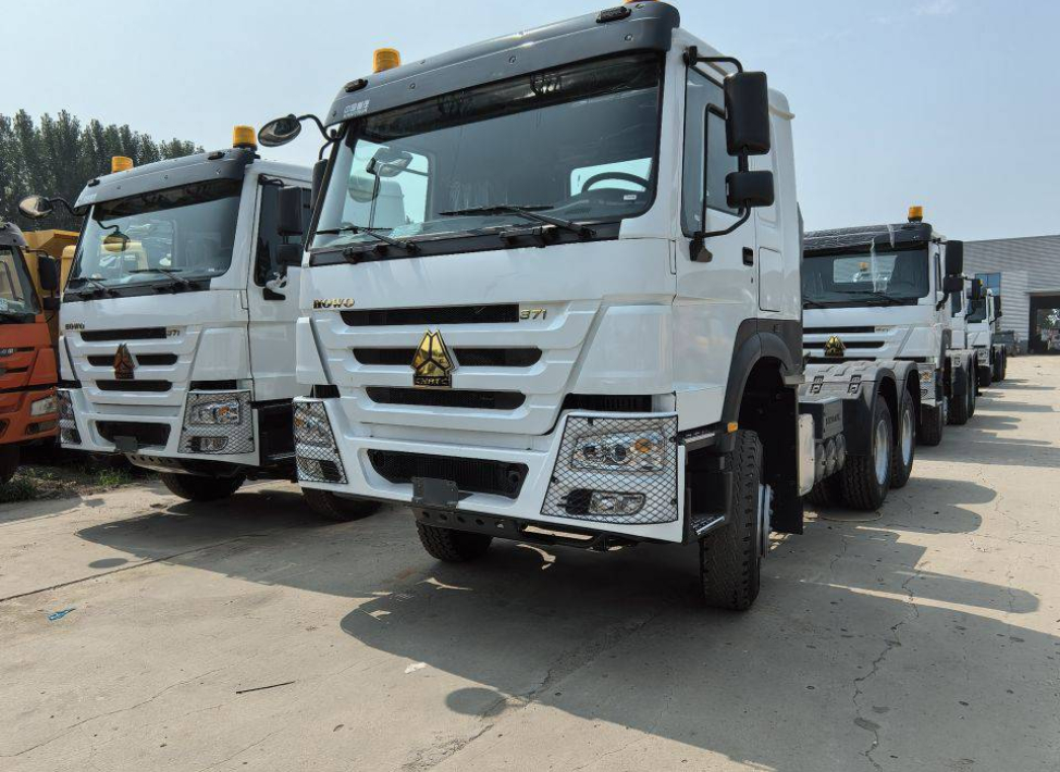 ขายหัวรถแทรกเตอร์ Howo