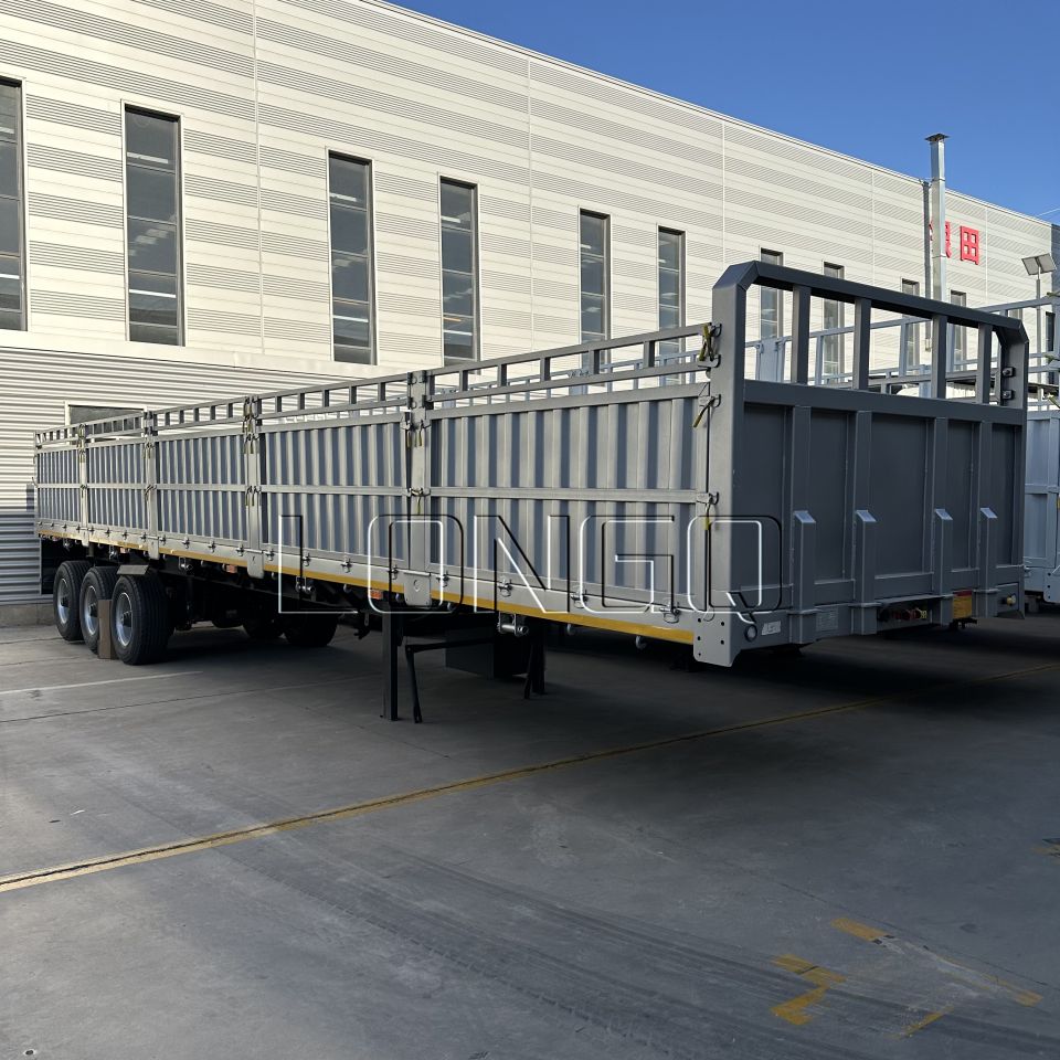 รถกึ่งพ่วงรั้วกำแพงด้านข้าง 3 เพลา รถกึ่งพ่วงรั้วกำแพงด้านข้าง 3 เพลา