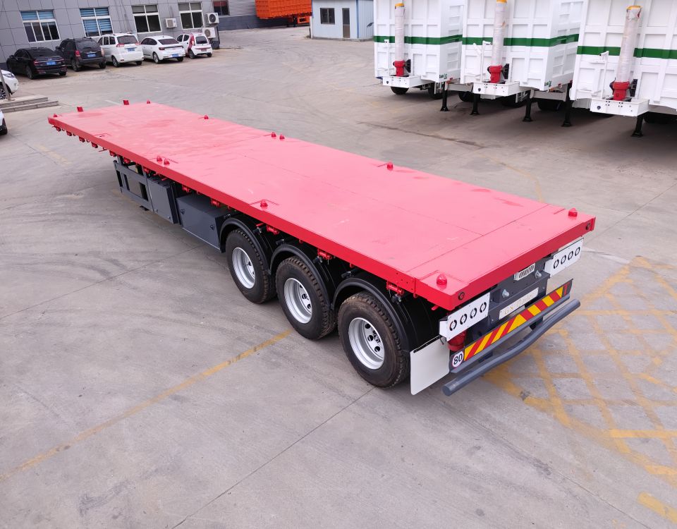 รถบรรทุกกึ่งพ่วงพื้นเรียบ รถบรรทุกกึ่งพ่วงพื้นเรียบ