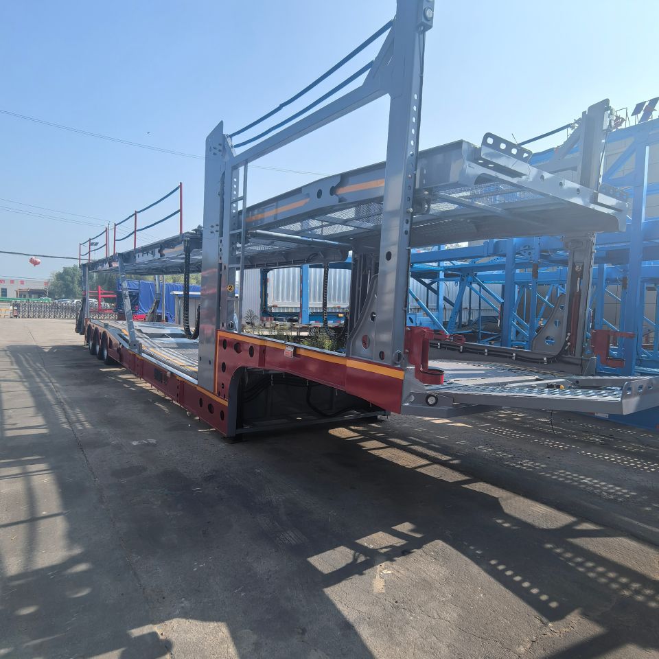 ผู้จัดจำหน่ายรถพ่วงบรรทุกรถยนต์ 8 คัน