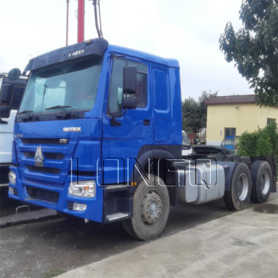 รถบรรทุกรถแทรกเตอร์ Sinotruk Howo 6x4