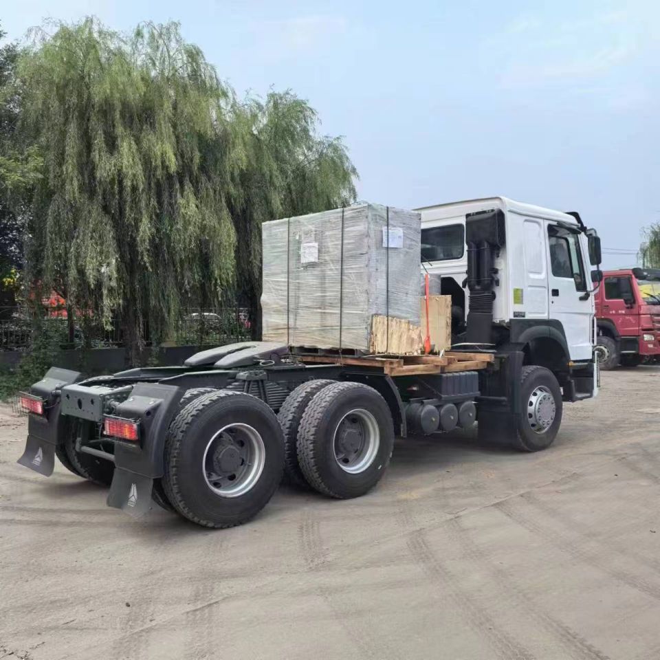 ผู้ผลิตรถบรรทุกหัวลาก Howo 6x4 ผู้ผลิตรถบรรทุกหัวลาก Howo 6x4
