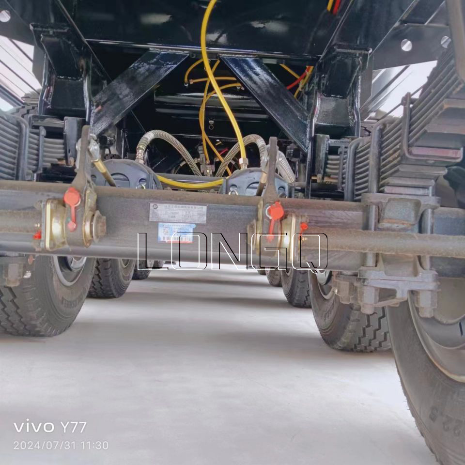 Semi-remorque à décharge arrière Semi-remorque à décharge arrière