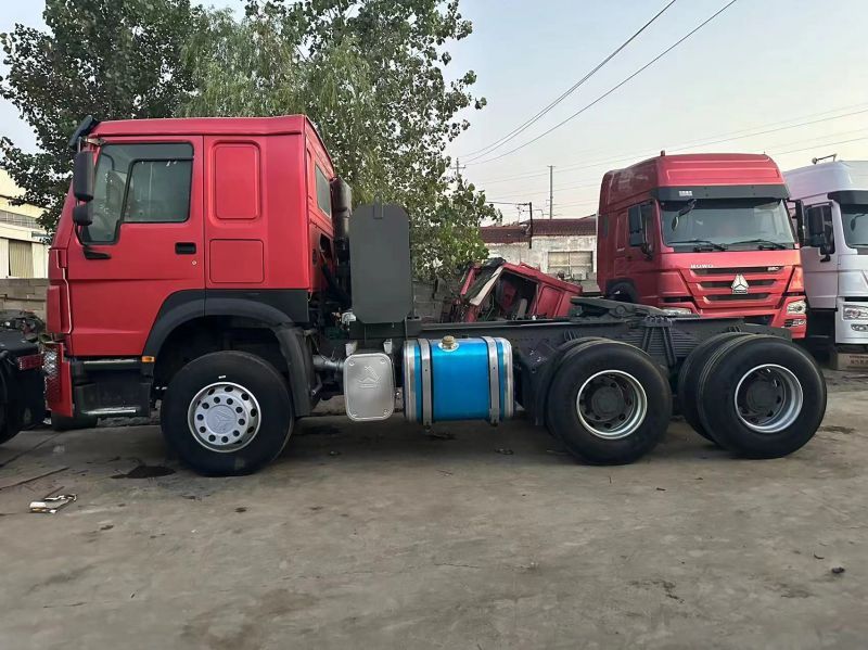 Тягач Sinotruk Howo 380 6x4 Тягач Sinotruk Howo 380 6x4