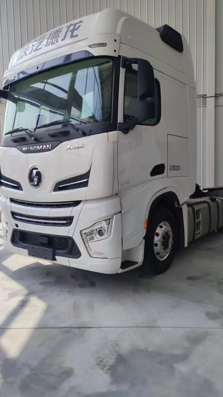 Shacman x6000 สำหรับขาย Shacman x6000 สำหรับขาย