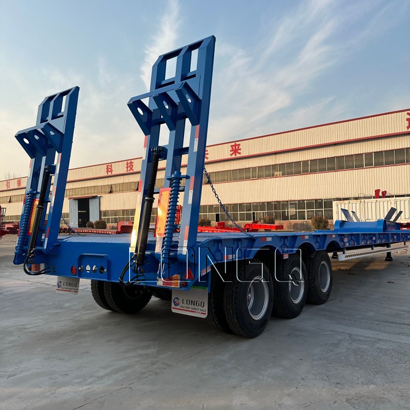 Remorque surbaissée à 3 essieux Remorque surbaissée à 3 essieux