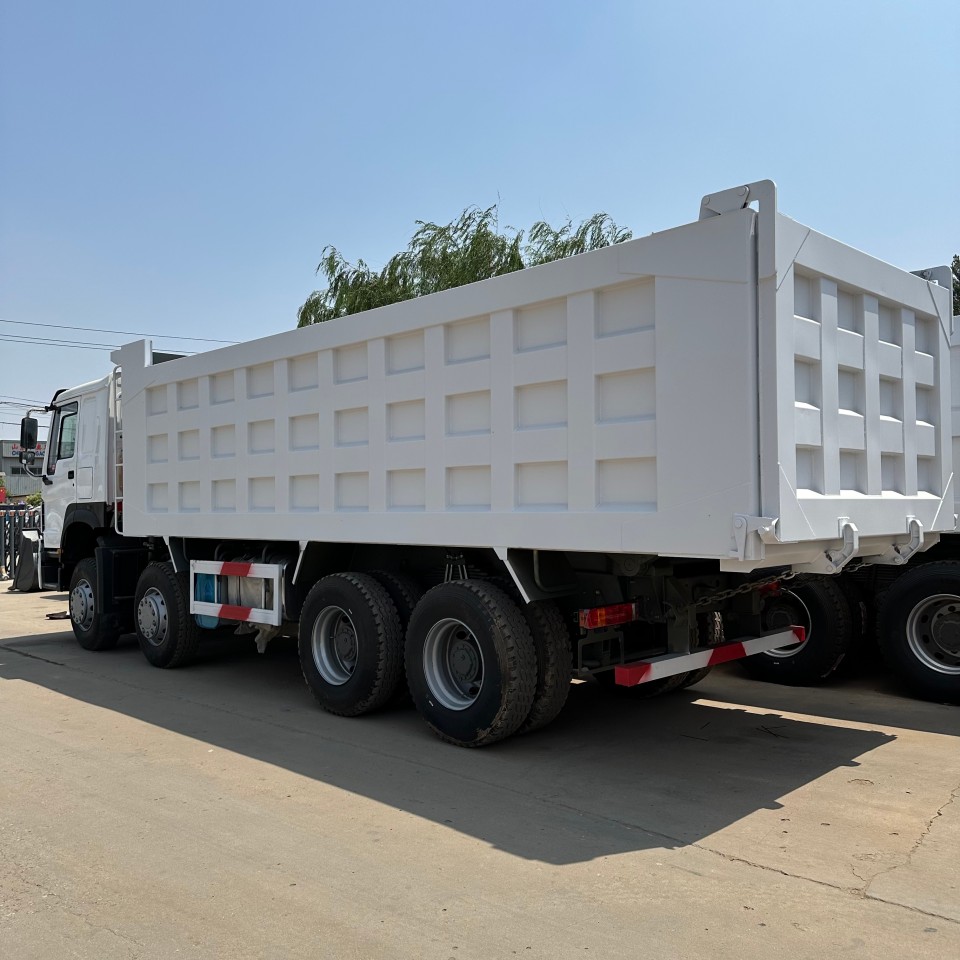 Самосвал 6x4 Самосвал 6x4