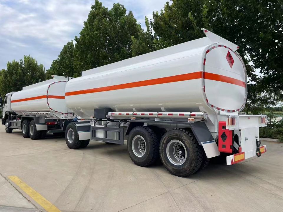 Camions-citernes d'occasion à vendre Camions-citernes d'occasion à vendre