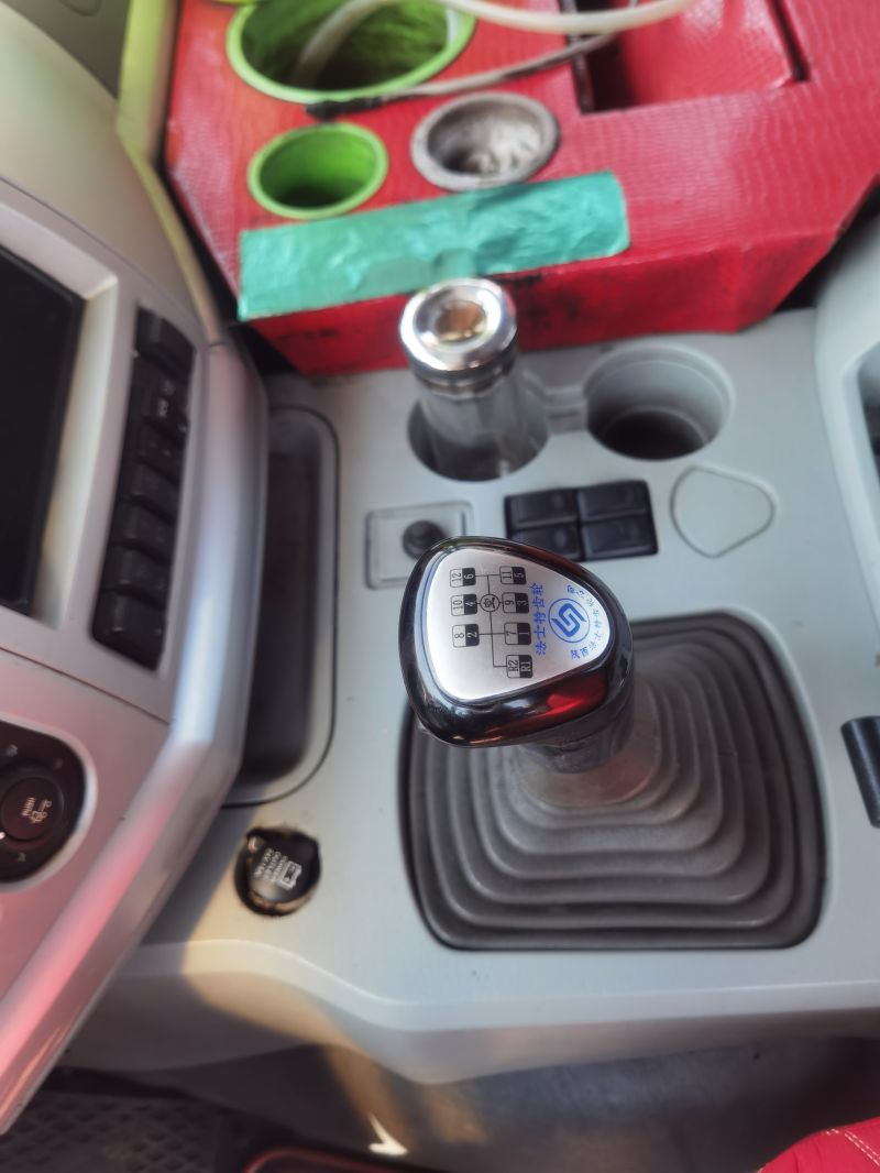 รถบรรทุกหัวลาก Foton Auman 6x4 รถบรรทุกหัวลาก Foton Auman 6x4