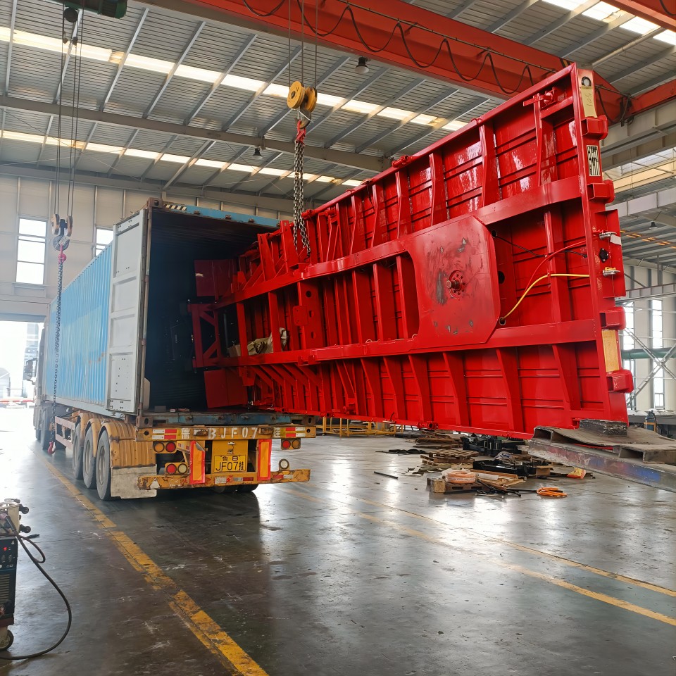 รถพ่วงพื้นเรียบ 40 ฟุต รถพ่วงพื้นเรียบ 40 ฟุต