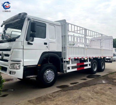 Sinotruk Howo 6x4 รั้วรถบรรทุกสินค้าเดิมพัน