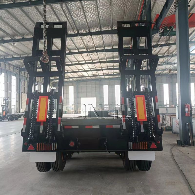 Remorque surbaissée à 3 essieux, 60 tonnes Remorque surbaissée à 3 essieux, 60 tonnes