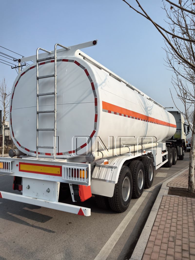 Trailer thùng nhiên liệu 3 trục 40000 lít Trailer thùng nhiên liệu 3 trục 40000 lít