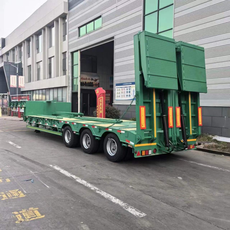 Remorque surbaissée à 3 essieux Remorque surbaissée à 3 essieux