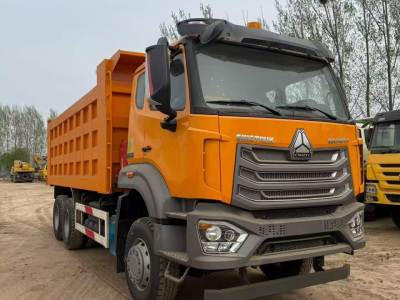 tri axle dump trucks for sale