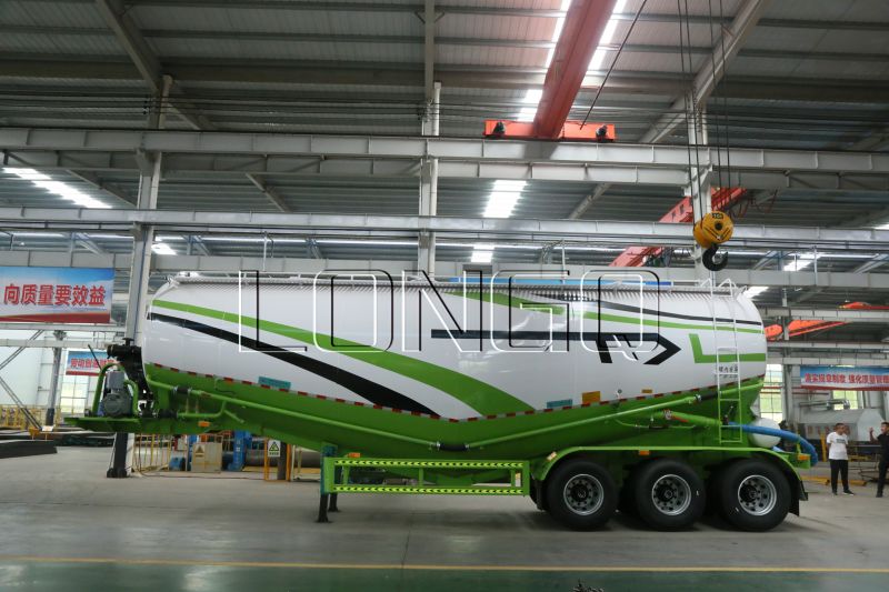 Remorque de camion de transporteur de vrac de ciment Remorque de camion de transporteur de vrac de ciment