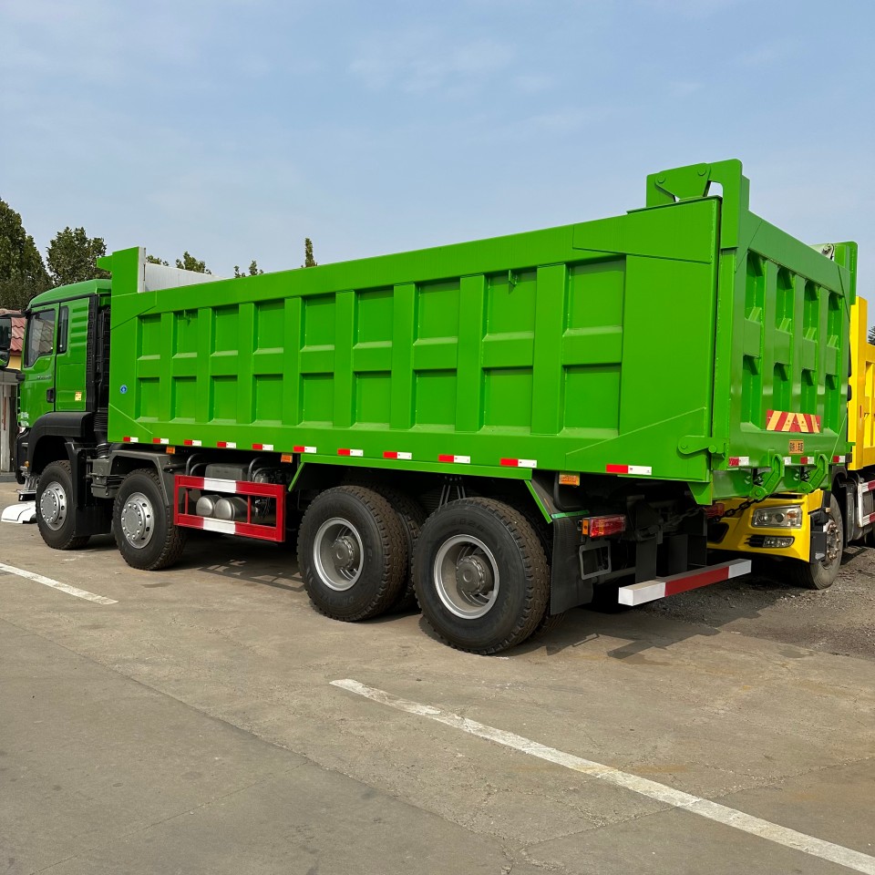 ขายรถดัมพ์ 8x4 ขายรถดั๊มพ์ 8x4