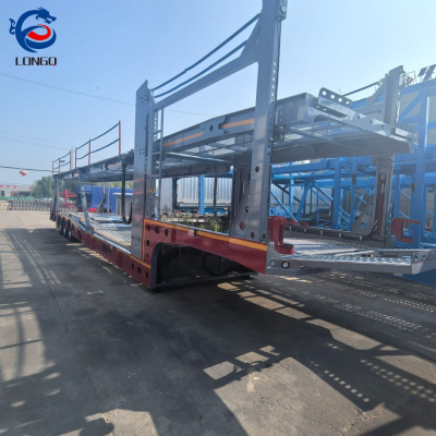 รถกึ่งพ่วงบรรทุกสินค้า 3 เพลา 8